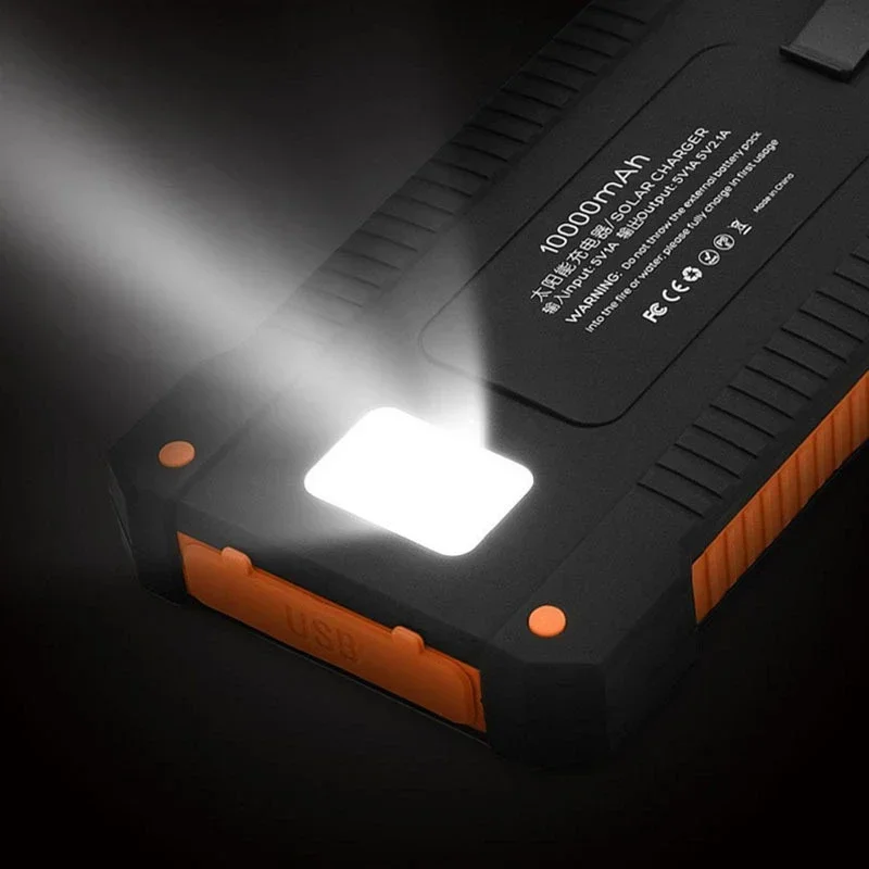 ROMOSS 500000mAh ソーラーパワーバンク超高速 - Solar Emergency Charger のレビューと価格